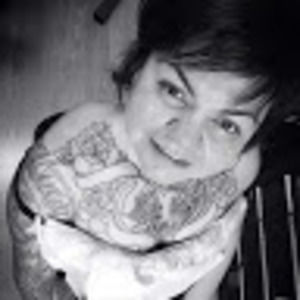 Meet your Posher, Debi